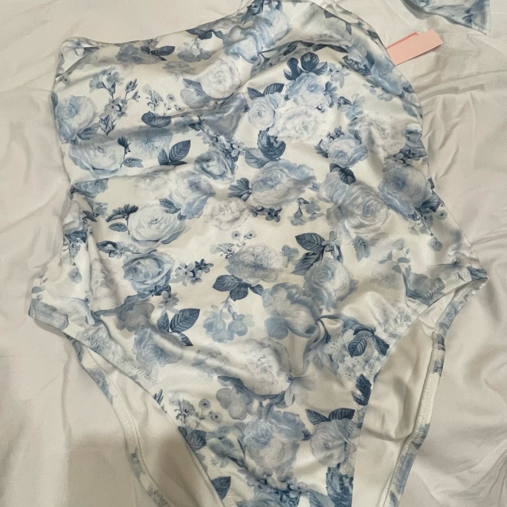 Victoria Secret Swim wear🩱